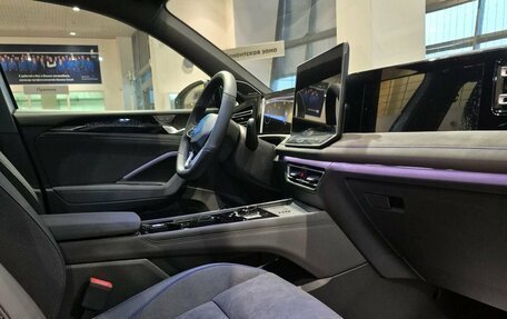 Volkswagen Tiguan, 2025 год, 5 050 000 рублей, 6 фотография