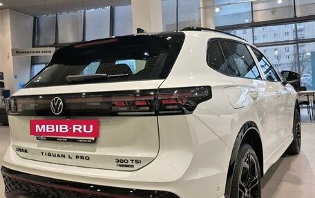 Volkswagen Tiguan, 2025 год, 5 050 000 рублей, 10 фотография