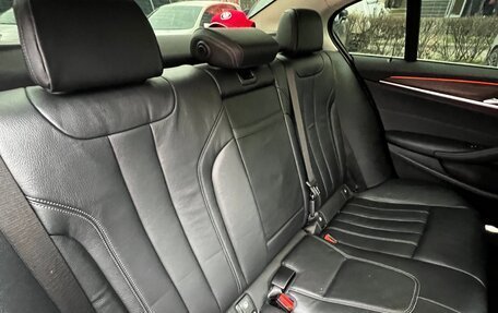 BMW 5 серия, 2018 год, 3 600 000 рублей, 14 фотография