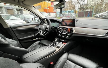 BMW 5 серия, 2018 год, 3 600 000 рублей, 10 фотография