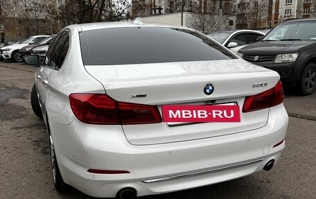 BMW 5 серия, 2018 год, 3 600 000 рублей, 9 фотография