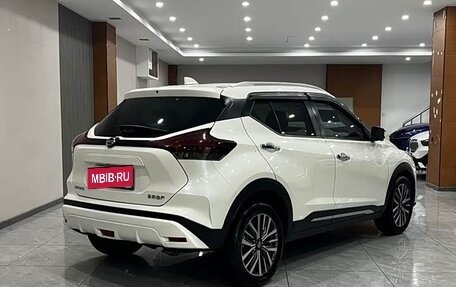 Nissan Kicks I, 2022 год, 1 840 000 рублей, 2 фотография