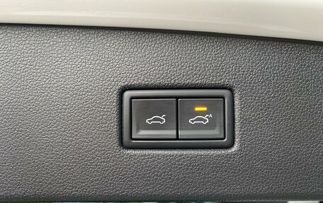 Volkswagen Tiguan II, 2021 год, 3 690 000 рублей, 8 фотография