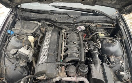 BMW 5 серия, 1998 год, 345 000 рублей, 11 фотография