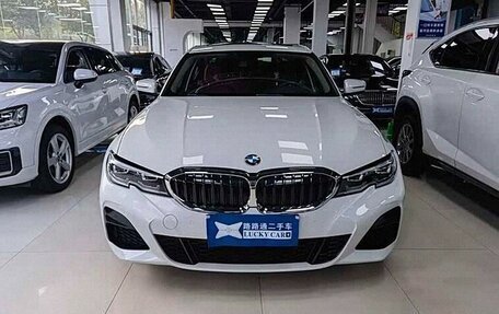 BMW 3 серия, 2022 год, 2 750 000 рублей, 2 фотография