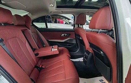 BMW 3 серия, 2022 год, 2 750 000 рублей, 16 фотография