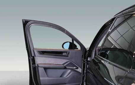 Porsche Cayenne III, 2025 год, 28 490 000 рублей, 11 фотография