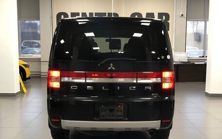 Mitsubishi Delica D:5 I, 2016 год, 2 090 000 рублей, 3 фотография