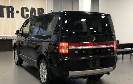 Mitsubishi Delica D:5 I, 2016 год, 2 090 000 рублей, 2 фотография