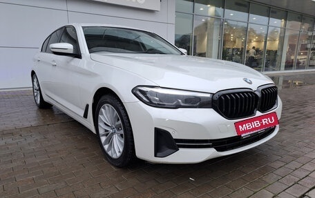 BMW 5 серия, 2020 год, 3 350 000 рублей, 3 фотография