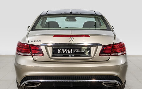 Mercedes-Benz E-Класс, 2015 год, 2 900 000 рублей, 6 фотография