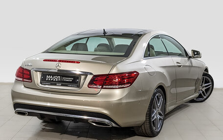 Mercedes-Benz E-Класс, 2015 год, 2 900 000 рублей, 5 фотография