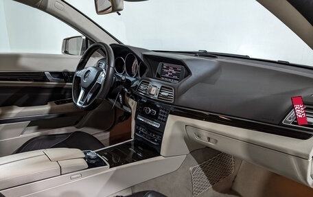 Mercedes-Benz E-Класс, 2015 год, 2 900 000 рублей, 13 фотография