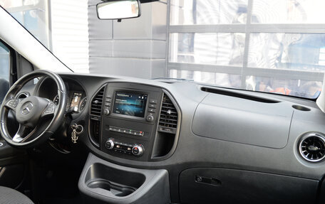 Mercedes-Benz Vito, 2020 год, 3 990 000 рублей, 22 фотография