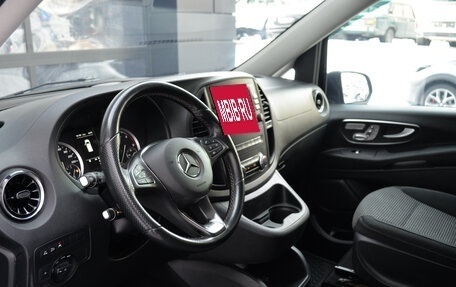 Mercedes-Benz Vito, 2020 год, 3 990 000 рублей, 25 фотография