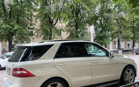 Mercedes-Benz M-Класс, 2012 год, 3 000 000 рублей, 15 фотография