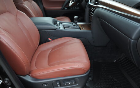 Lexus LX III, 2016 год, 5 980 000 рублей, 15 фотография