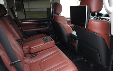 Lexus LX III, 2016 год, 5 980 000 рублей, 17 фотография