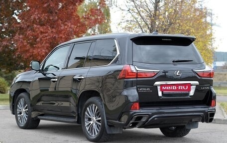 Lexus LX III, 2016 год, 5 980 000 рублей, 29 фотография
