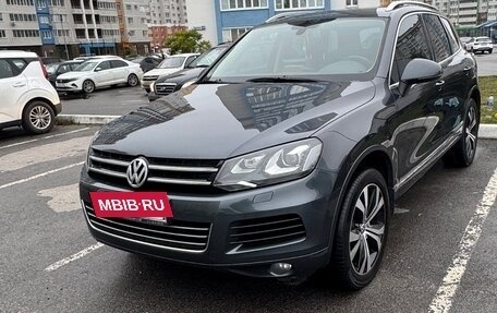 Volkswagen Touareg III, 2012 год, 3 150 000 рублей, 2 фотография