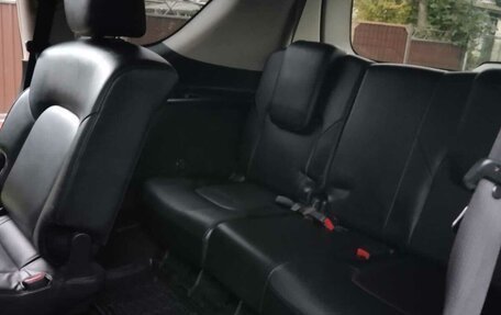 Nissan Patrol, 2011 год, 2 499 000 рублей, 20 фотография