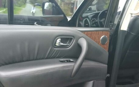 Nissan Patrol, 2011 год, 2 499 000 рублей, 15 фотография