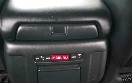Nissan Patrol, 2011 год, 2 499 000 рублей, 12 фотография