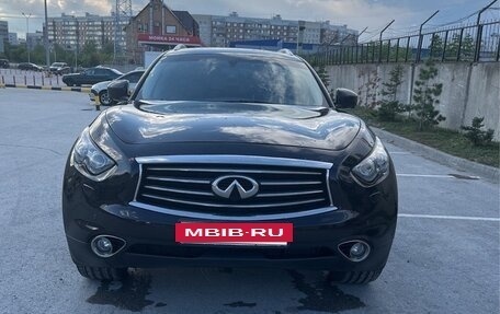 Infiniti FX II, 2013 год, 2 550 000 рублей, 27 фотография