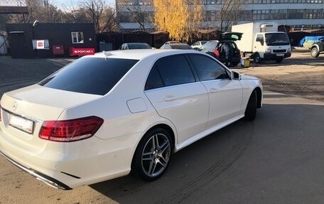 Mercedes-Benz E-Класс, 2015 год, 1 600 000 рублей, 5 фотография