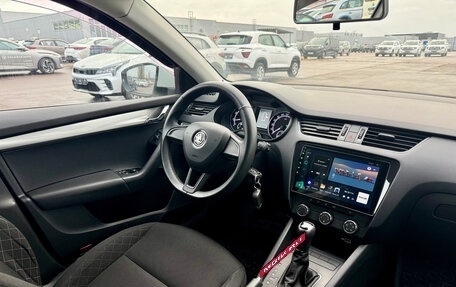 Skoda Octavia, 2018 год, 1 785 000 рублей, 8 фотография