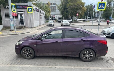 Hyundai Solaris II рестайлинг, 2013 год, 550 000 рублей, 8 фотография