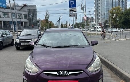 Hyundai Solaris II рестайлинг, 2013 год, 550 000 рублей, 9 фотография