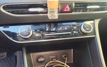 Hyundai Sonata VIII, 2020 год, 1 975 000 рублей, 10 фотография