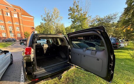 Toyota Land Cruiser Prado 150 рестайлинг 2, 2013 год, 2 395 000 рублей, 9 фотография