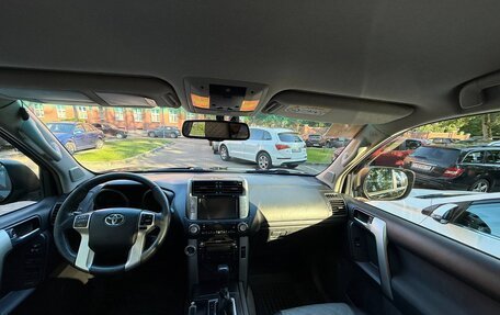 Toyota Land Cruiser Prado 150 рестайлинг 2, 2013 год, 2 395 000 рублей, 11 фотография