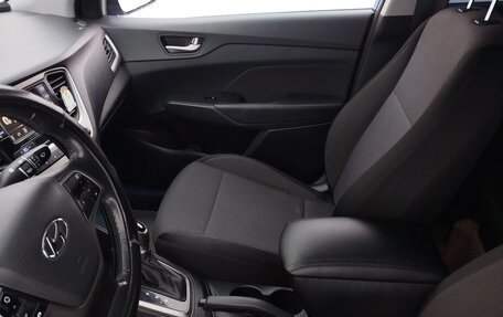 Hyundai Solaris II рестайлинг, 2018 год, 1 250 000 рублей, 17 фотография