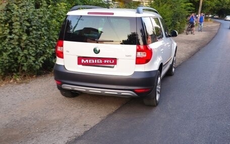 Skoda Yeti I рестайлинг, 2013 год, 990 000 рублей, 2 фотография