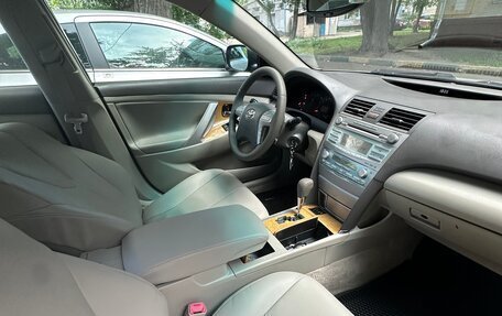 Toyota Camry, 2006 год, 850 000 рублей, 3 фотография