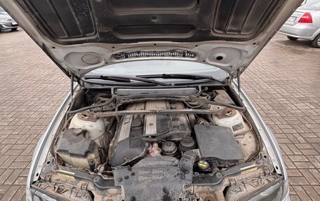 BMW 3 серия, 2001 год, 1 050 000 рублей, 13 фотография