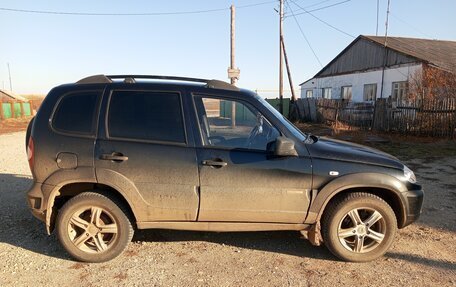 Chevrolet Niva I рестайлинг, 2013 год, 430 000 рублей, 3 фотография
