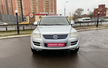 Volkswagen Touareg III, 2007 год, 850 000 рублей, 2 фотография