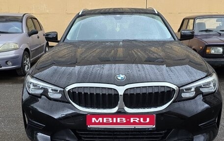 BMW 3 серия, 2020 год, 2 380 000 рублей, 2 фотография