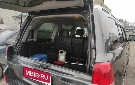 Toyota Land Cruiser 200, 2011 год, 3 170 000 рублей, 6 фотография