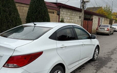 Hyundai Solaris II рестайлинг, 2016 год, 980 000 рублей, 4 фотография