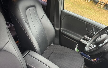 Mercedes-Benz GLB, 2020 год, 4 000 000 рублей, 11 фотография
