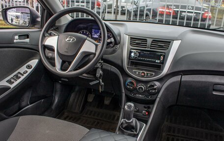 Hyundai Solaris II рестайлинг, 2012 год, 710 000 рублей, 17 фотография
