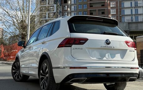 Volkswagen Tiguan II, 2020 год, 3 700 000 рублей, 9 фотография