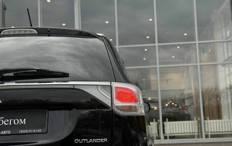 Mitsubishi Outlander III рестайлинг 3, 2012 год, 1 305 000 рублей, 11 фотография