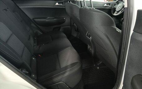 KIA Sportage IV рестайлинг, 2018 год, 1 999 000 рублей, 19 фотография