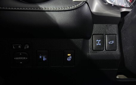 Toyota RAV4, 2017 год, 2 499 000 рублей, 16 фотография